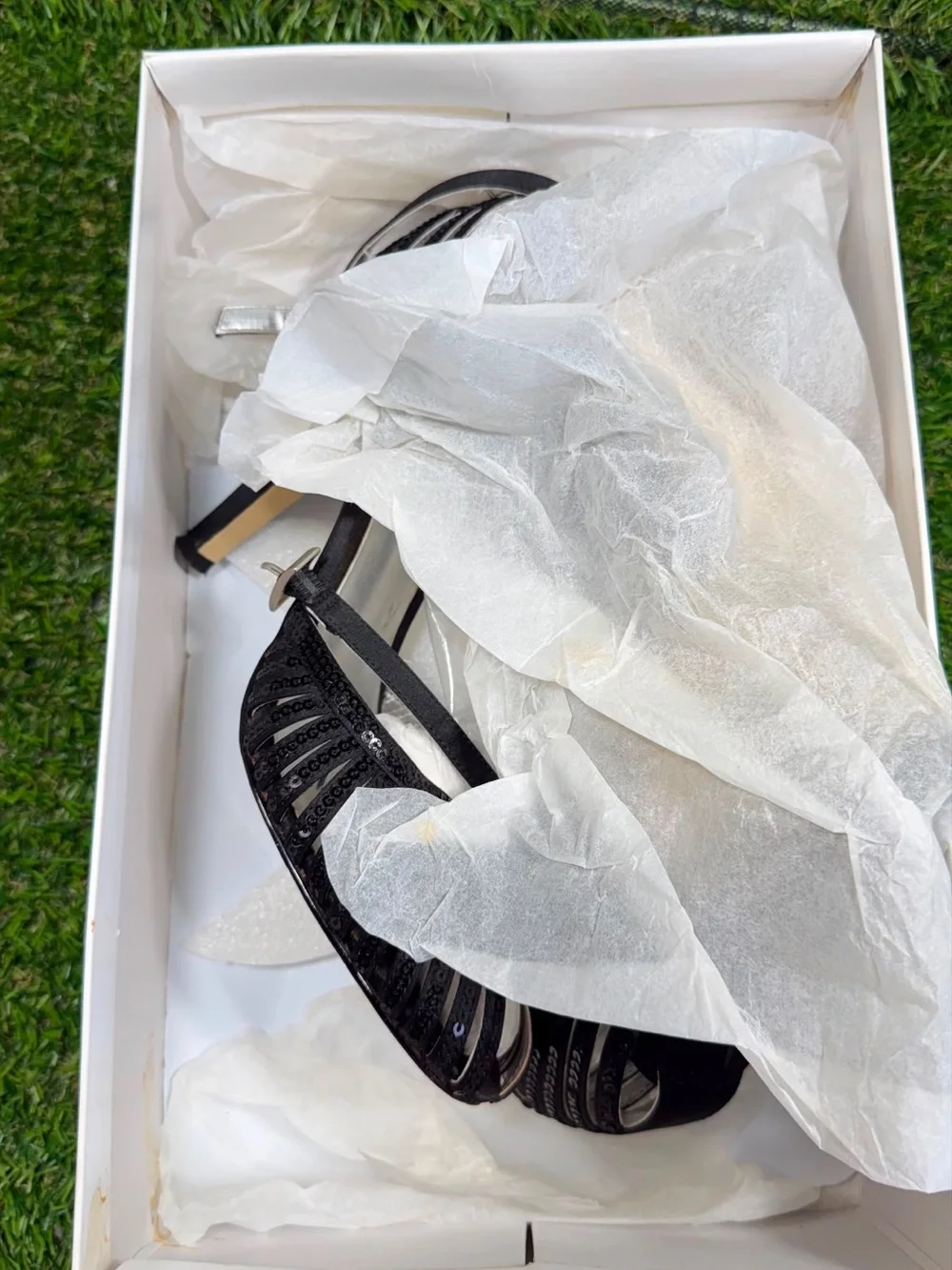 Vtg Bakers Brooke-S Black Sequin Cage Heels Strappy Peep Toe Sandal Shoes Box 6M